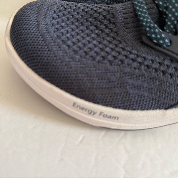 Avia Black and Green Athletic Shoes size 6 - Picture 2 of 13